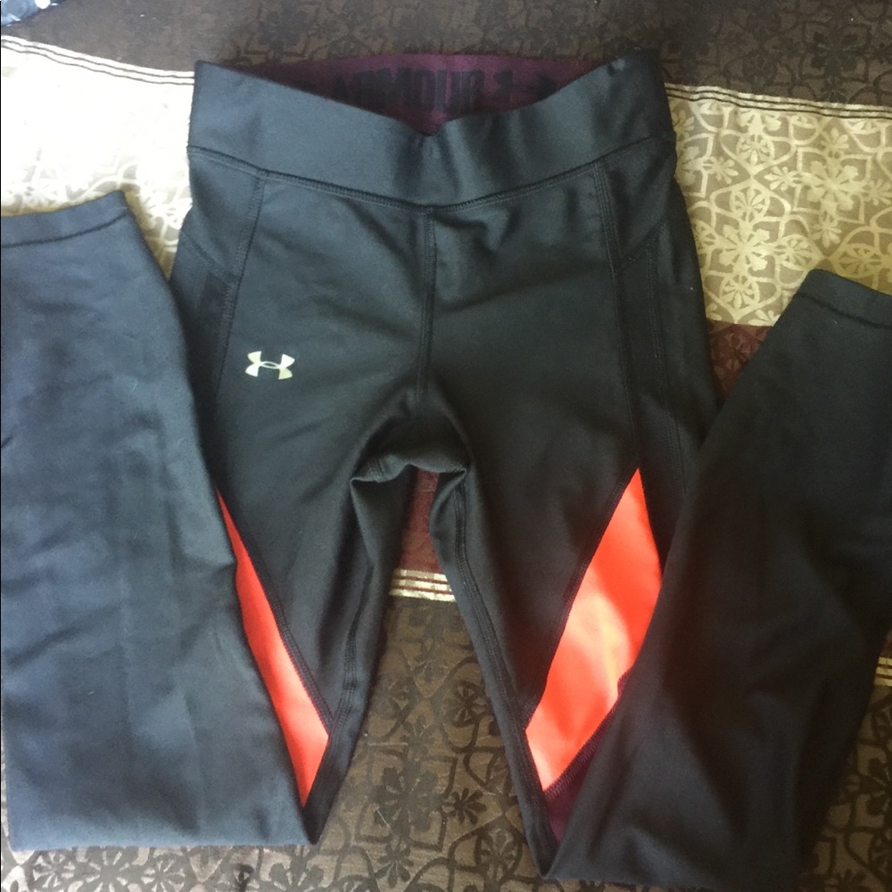 Under Armour workout pants - Picture 2 of 3
